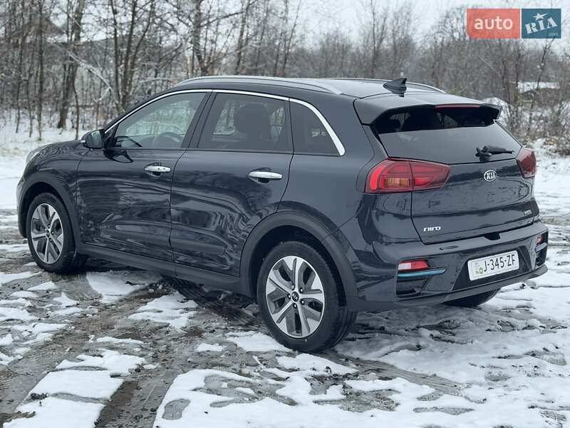 Внедорожник / Кроссовер Kia Niro 2020 в Хмельницком