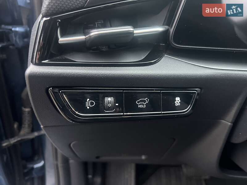 Внедорожник / Кроссовер Kia Niro 2023 в Львове