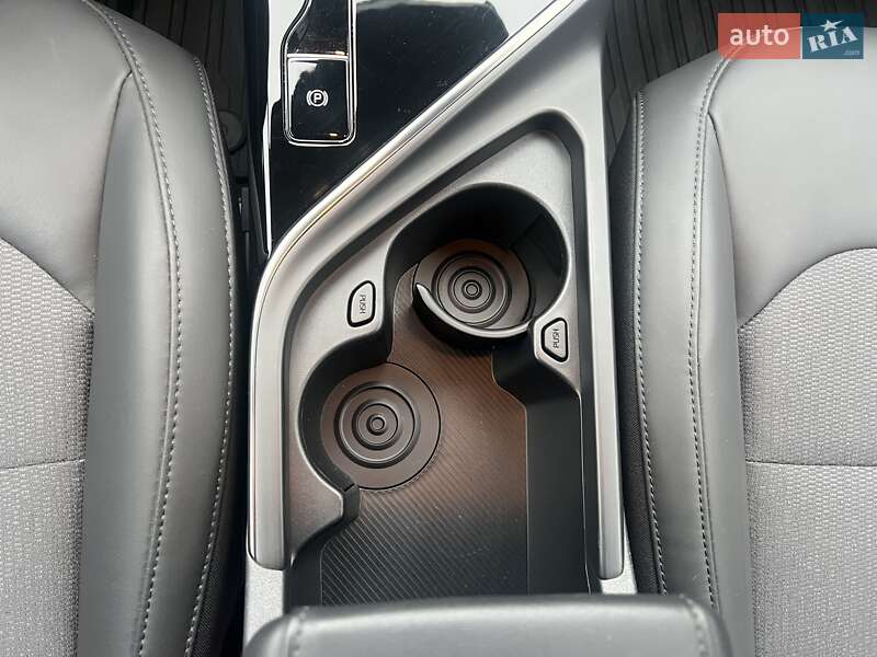 Внедорожник / Кроссовер Kia Niro 2023 в Львове