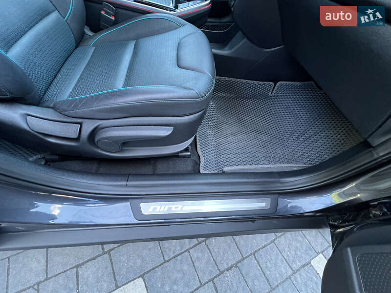 Внедорожник / Кроссовер Kia Niro 2019 в Тернополе