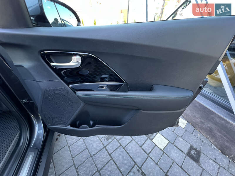 Внедорожник / Кроссовер Kia Niro 2019 в Тернополе