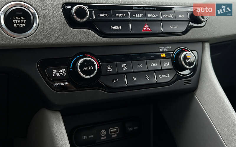 Внедорожник / Кроссовер Kia Niro 2018 в Львове