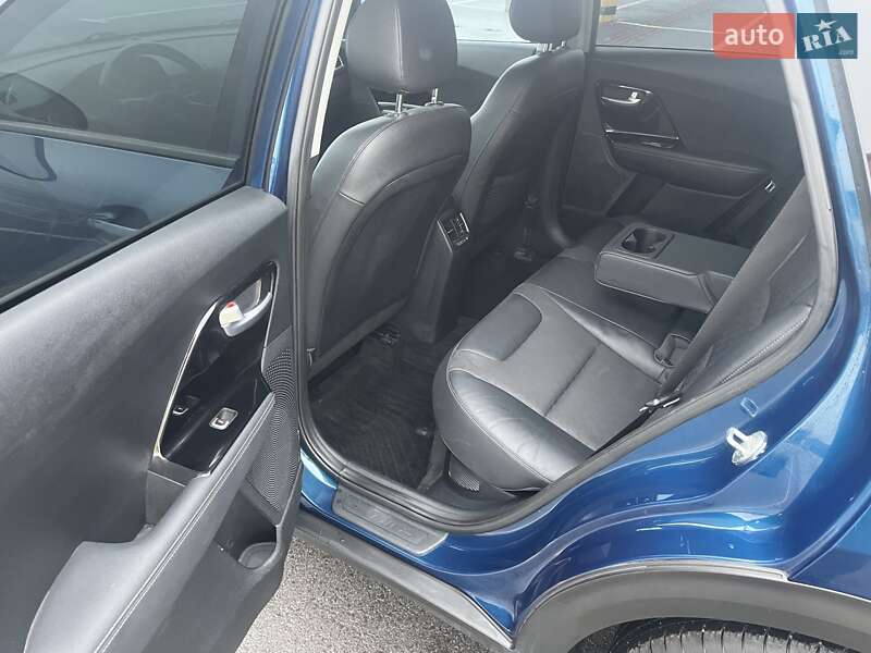 Позашляховик / Кросовер Kia Niro 2019 в Львові фото 8 Позашляховик / Кросовер Kia Niro 2019 в Львові