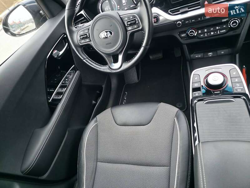 Внедорожник / Кроссовер Kia Niro 2020 в Ирпене