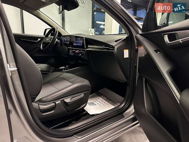 Внедорожник / Кроссовер Kia Niro 2023 в Львове