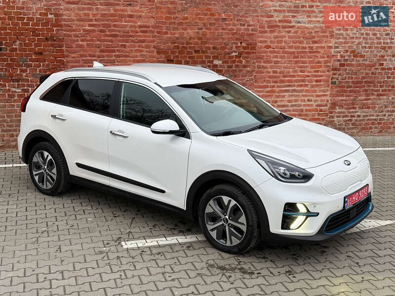 Внедорожник / Кроссовер Kia Niro 2020 в Тернополе фото 8 Внедорожник / Кроссовер Kia Niro 2020 в Тернополе