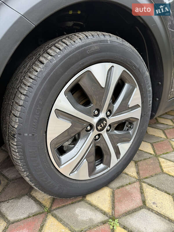 Внедорожник / Кроссовер Kia Niro 2021 в Казатине фото 32 Внедорожник / Кроссовер Kia Niro 2021 в Казатине