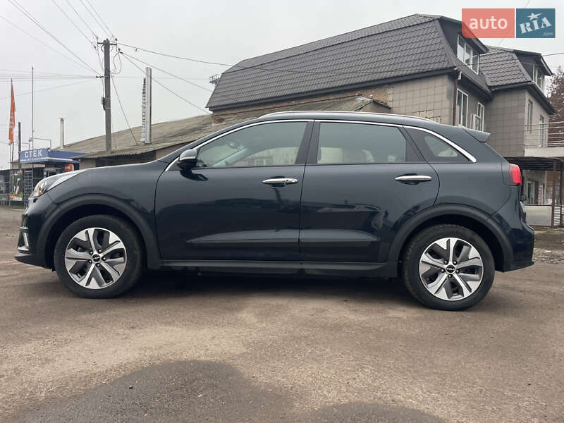 Позашляховик / Кросовер Kia Niro 2022 в Бахмачі фото 3 Позашляховик / Кросовер Kia Niro 2022 в Бахмачі