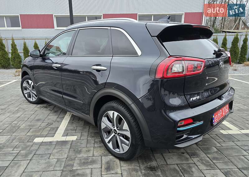 Внедорожник / Кроссовер Kia Niro 2019 в Луцке фото 5 Внедорожник / Кроссовер Kia Niro 2019 в Луцке