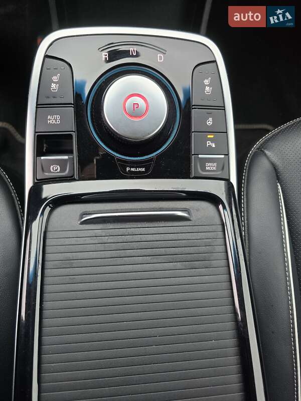 Внедорожник / Кроссовер Kia Niro 2019 в Луцке фото 13 Внедорожник / Кроссовер Kia Niro 2019 в Луцке