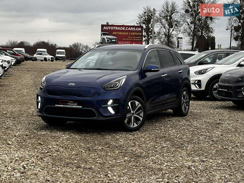 Позашляховик / Кросовер Kia Niro 2020 в Львові фото 3 Позашляховик / Кросовер Kia Niro 2020 в Львові