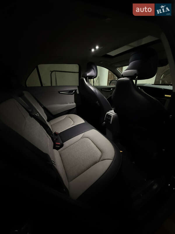 Позашляховик / Кросовер Kia Niro 2023 в Умані