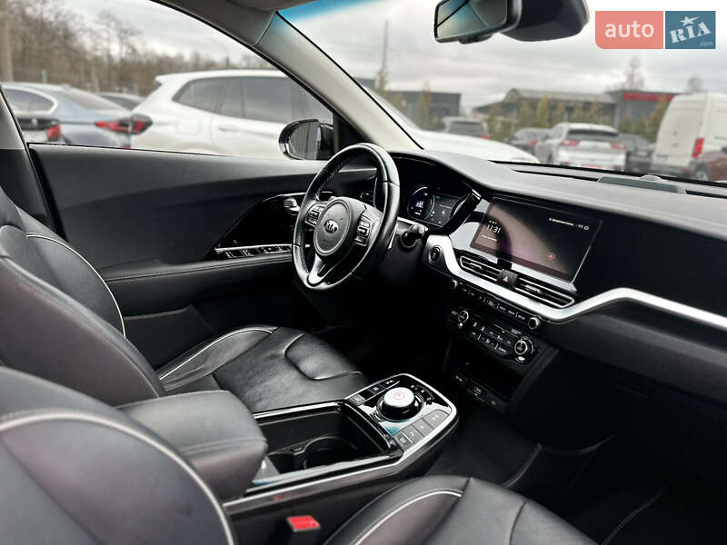 Внедорожник / Кроссовер Kia Niro 2020 в Львове фото 10 Внедорожник / Кроссовер Kia Niro 2020 в Львове