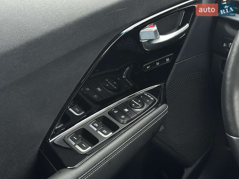 Внедорожник / Кроссовер Kia Niro 2020 в Львове фото 20 Внедорожник / Кроссовер Kia Niro 2020 в Львове