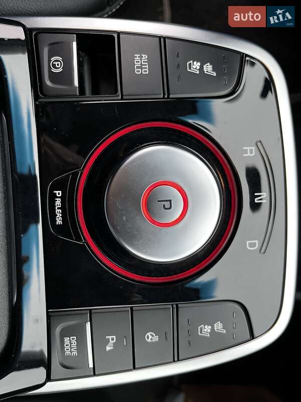 Внедорожник / Кроссовер Kia Niro 2019 в Ровно