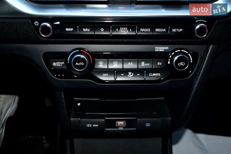 Позашляховик / Кросовер Kia Niro 2020 в Хмельницькому фото 161 Позашляховик / Кросовер Kia Niro 2020 в Хмельницькому