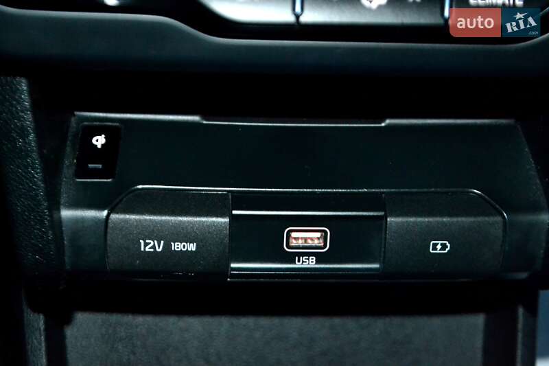 Позашляховик / Кросовер Kia Niro 2020 в Хмельницькому фото 163 Позашляховик / Кросовер Kia Niro 2020 в Хмельницькому