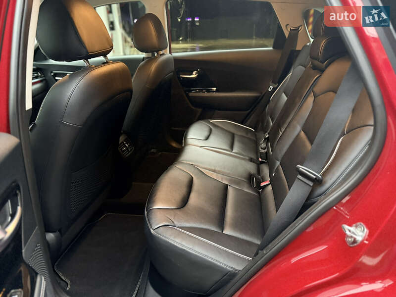 Внедорожник / Кроссовер Kia Niro 2020 в Самборе фото 50 Внедорожник / Кроссовер Kia Niro 2020 в Самборе