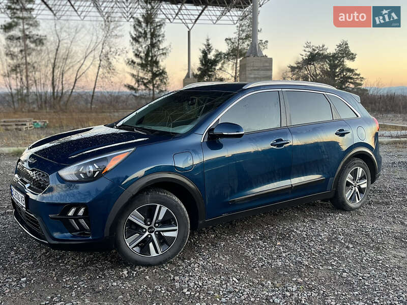 Позашляховик / Кросовер Kia Niro 2020 в Львові