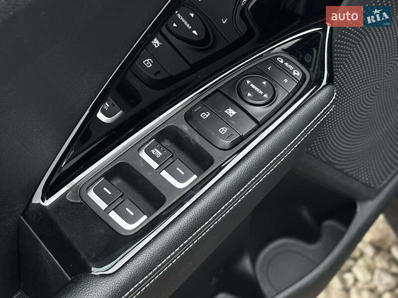 Внедорожник / Кроссовер Kia Niro 2021 в Львове