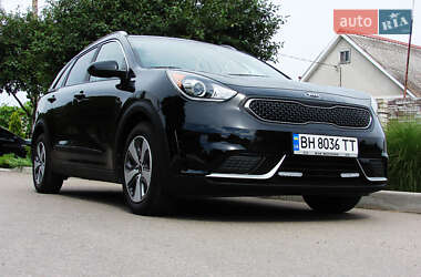 Позашляховик / Кросовер Kia Niro 2017 в Одесі