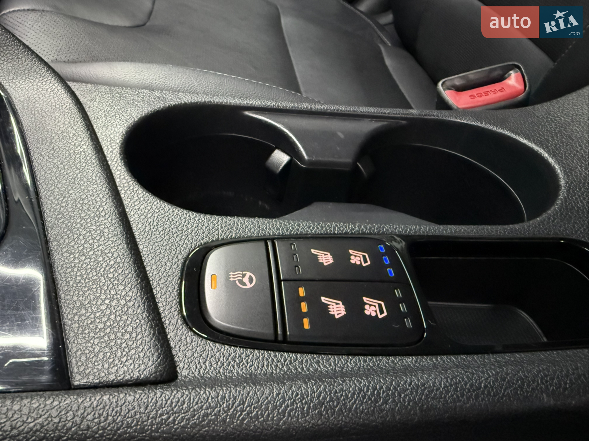 2018 Kia Niro - мініатюра 17