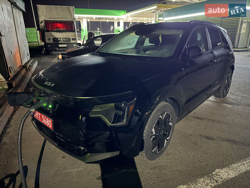 Позашляховик / Кросовер Kia Niro 2023 в Умані