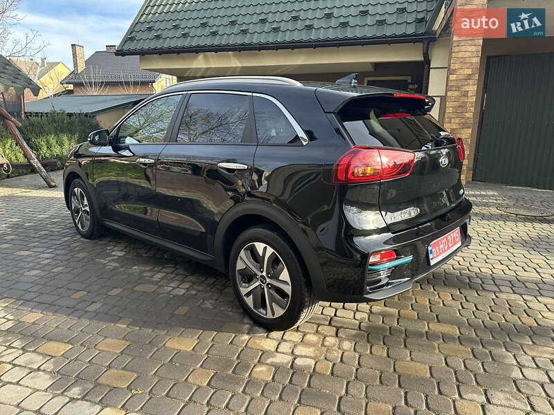 Внедорожник / Кроссовер Kia Niro 2020 в Львове фото 5 Внедорожник / Кроссовер Kia Niro 2020 в Львове