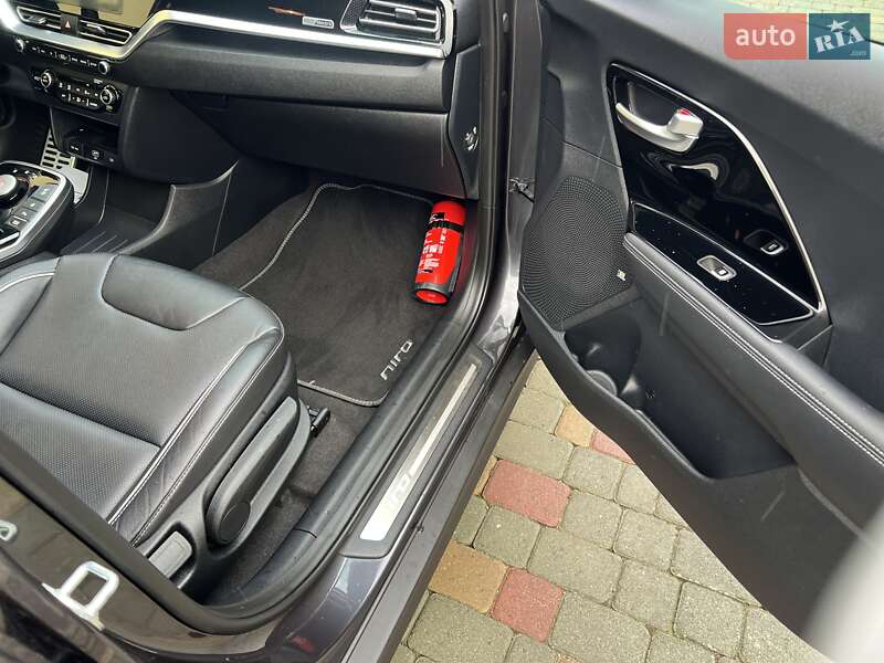 Внедорожник / Кроссовер Kia Niro 2020 в Львове