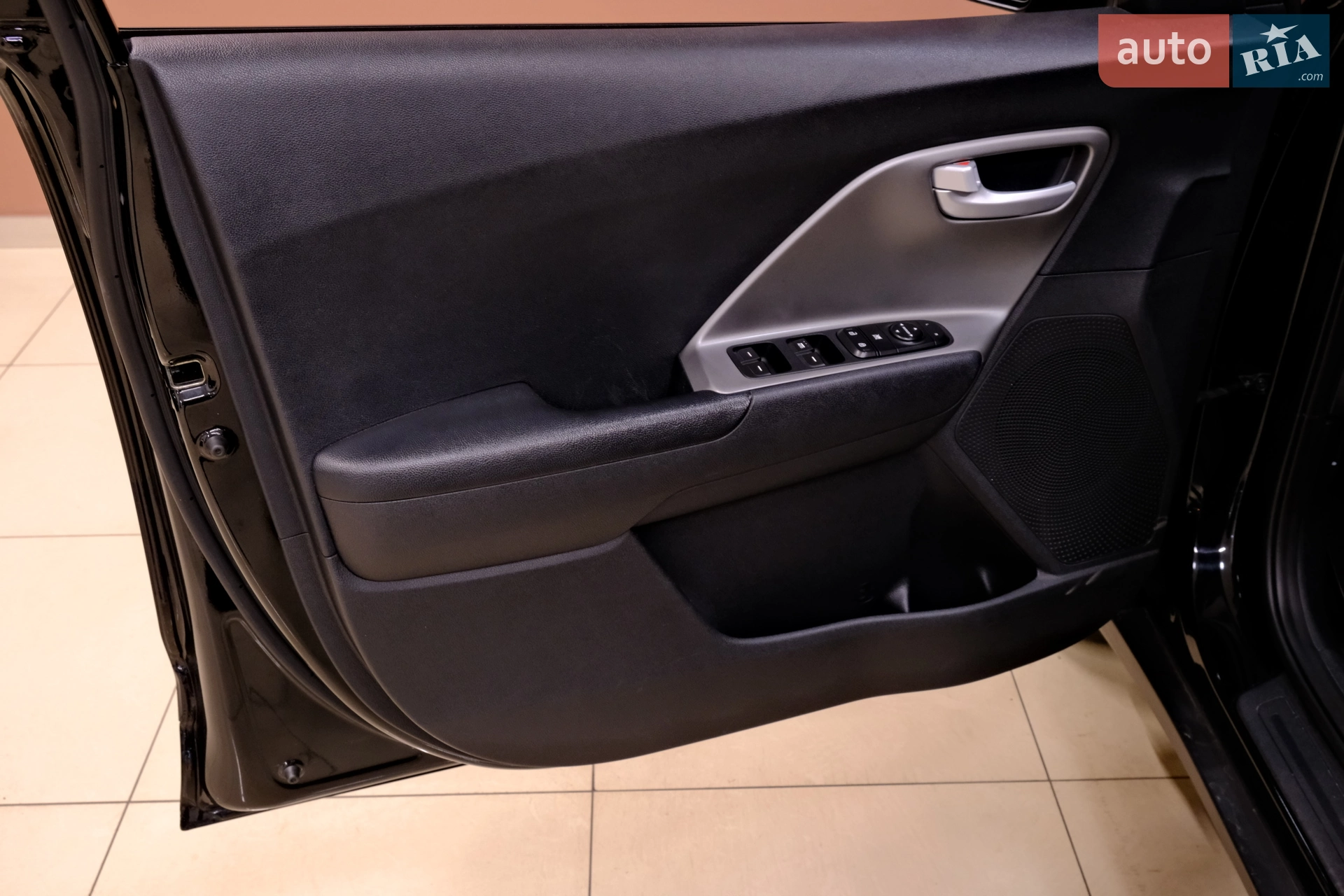 2018 Kia Niro - мініатюра 28