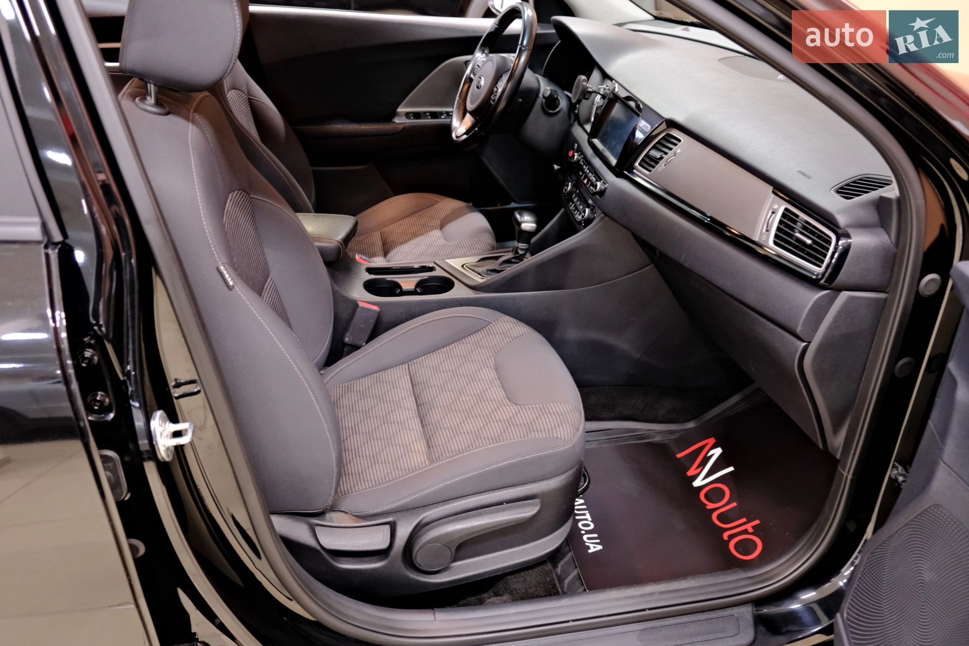 2018 Kia Niro - мініатюра 41