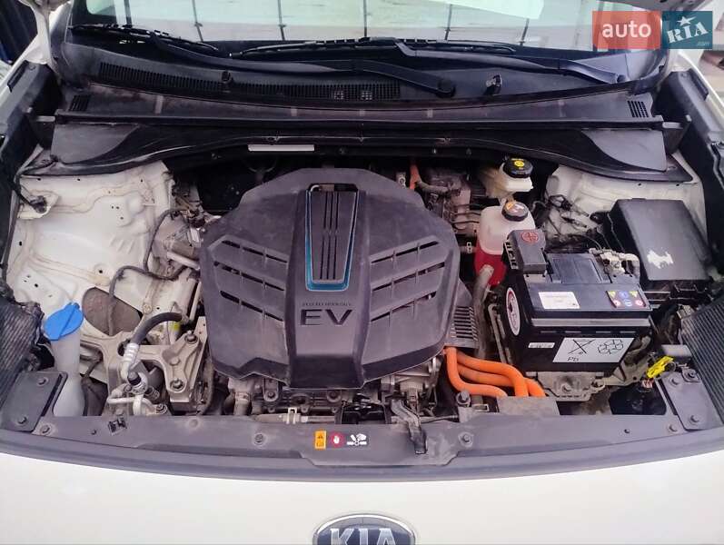 Внедорожник / Кроссовер Kia Niro 2019 в Боярке