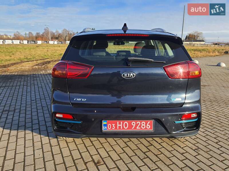 Позашляховик / Кросовер Kia Niro 2020 в Львові