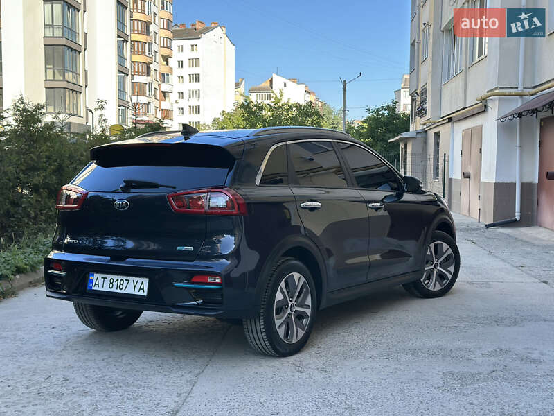 Позашляховик / Кросовер Kia Niro 2019 в Івано-Франківську