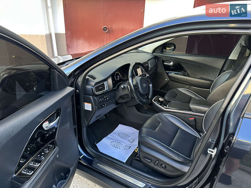 Позашляховик / Кросовер Kia Niro 2019 в Івано-Франківську