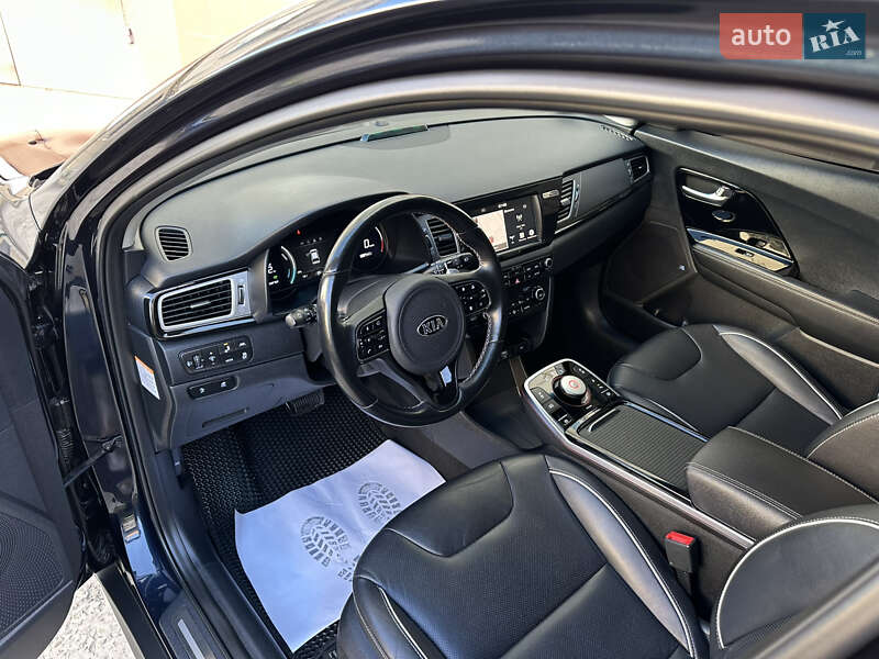 Позашляховик / Кросовер Kia Niro 2019 в Івано-Франківську