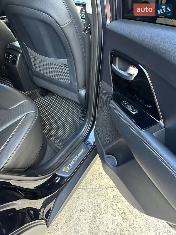 Позашляховик / Кросовер Kia Niro 2019 в Івано-Франківську