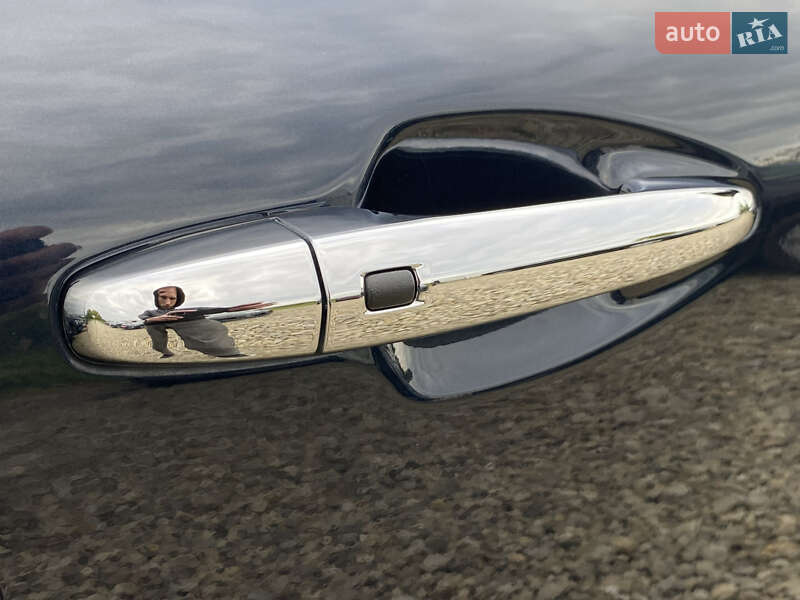 Позашляховик / Кросовер Kia Niro 2020 в Львові