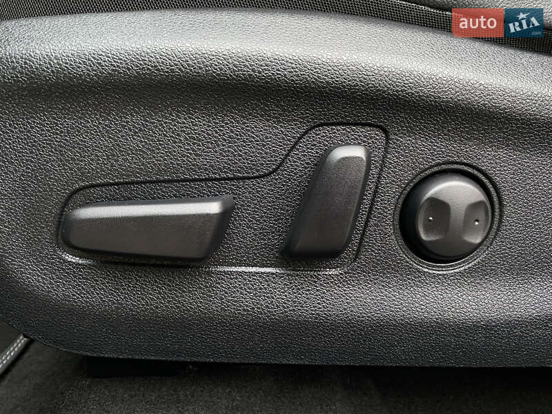 Позашляховик / Кросовер Kia Niro 2020 в Львові