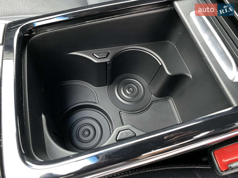 Позашляховик / Кросовер Kia Niro 2020 в Львові