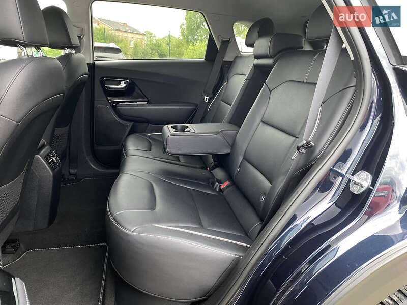 Позашляховик / Кросовер Kia Niro 2020 в Львові