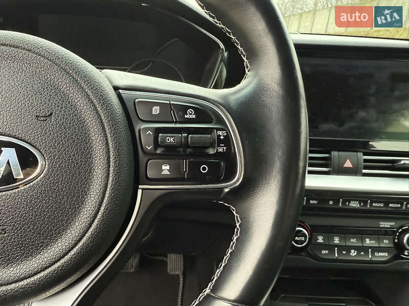 Позашляховик / Кросовер Kia Niro 2020 в Тернополі