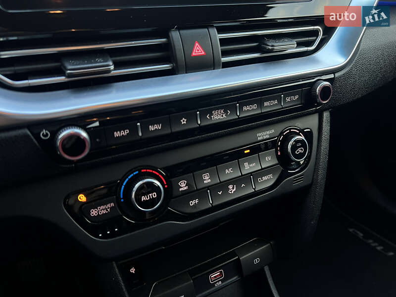 Внедорожник / Кроссовер Kia Niro 2020 в Тернополе