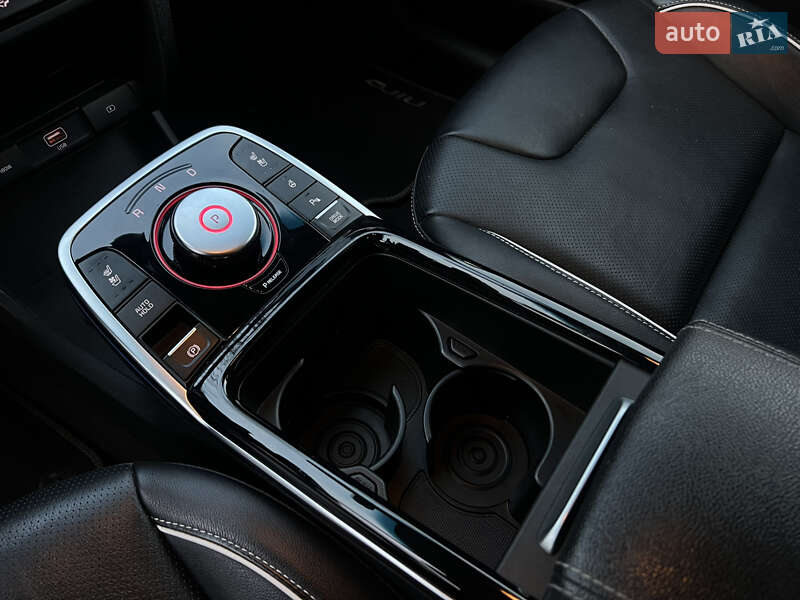 Внедорожник / Кроссовер Kia Niro 2020 в Тернополе