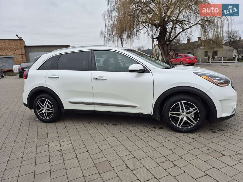 Внедорожник / Кроссовер Kia Niro 2019 в Владимире фото 21 Внедорожник / Кроссовер Kia Niro 2019 в Владимире