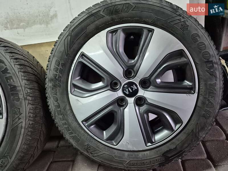 Внедорожник / Кроссовер Kia Niro 2019 в Владимире фото 73 Внедорожник / Кроссовер Kia Niro 2019 в Владимире