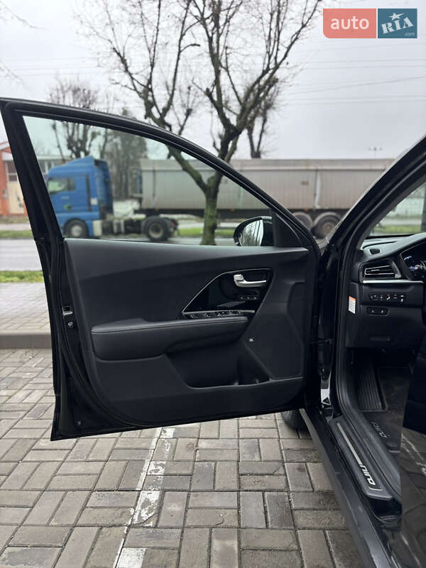 Внедорожник / Кроссовер Kia Niro 2021 в Черкассах фото 23 Внедорожник / Кроссовер Kia Niro 2021 в Черкассах