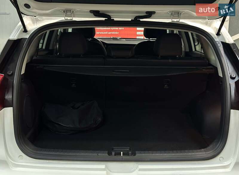 Позашляховик / Кросовер Kia Niro 2022 в Львові