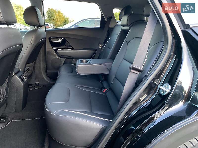 Внедорожник / Кроссовер Kia Niro 2020 в Львове