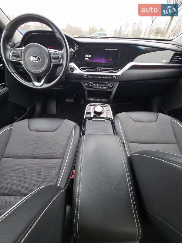 Внедорожник / Кроссовер Kia Niro 2020 в Ирпене
